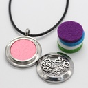 Collier d'Aromathérapie Love — gros plan détail