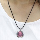 Collier d'Aromathérapie Love — mise en situation