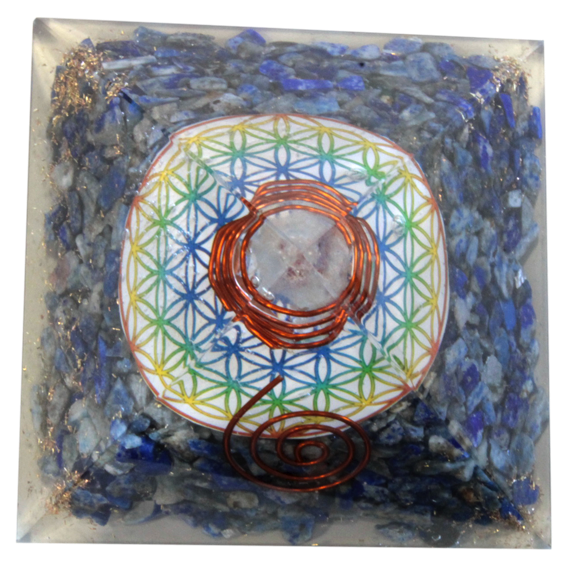 Pyramide Orgonite Lapis Lazuli avec symbole Fleur de Vie 1