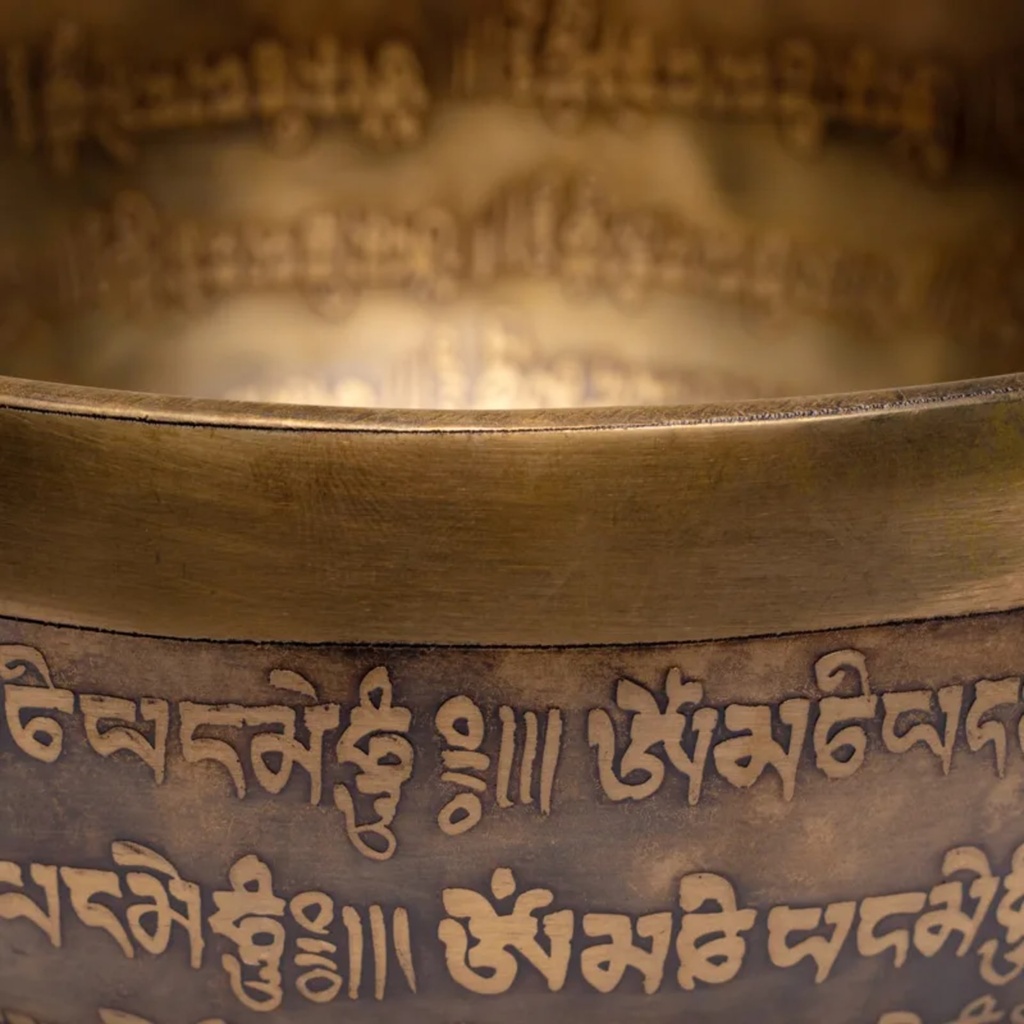 Bol chant. Tibet gravé main 2