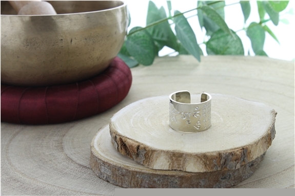 [3660341690116] Bague Mantra Om Ah Hum T52-54