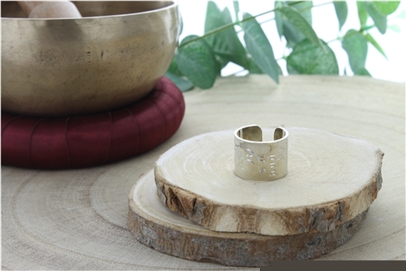 [3660341690147] Bague Mantra Om Tare Tuttare T52-54