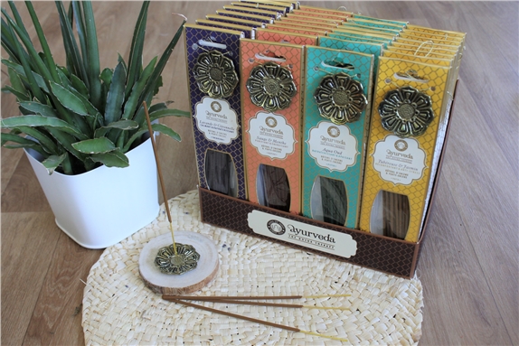 Présentoir 4 x 8  Encens Bâton Ayurvéda 25 g