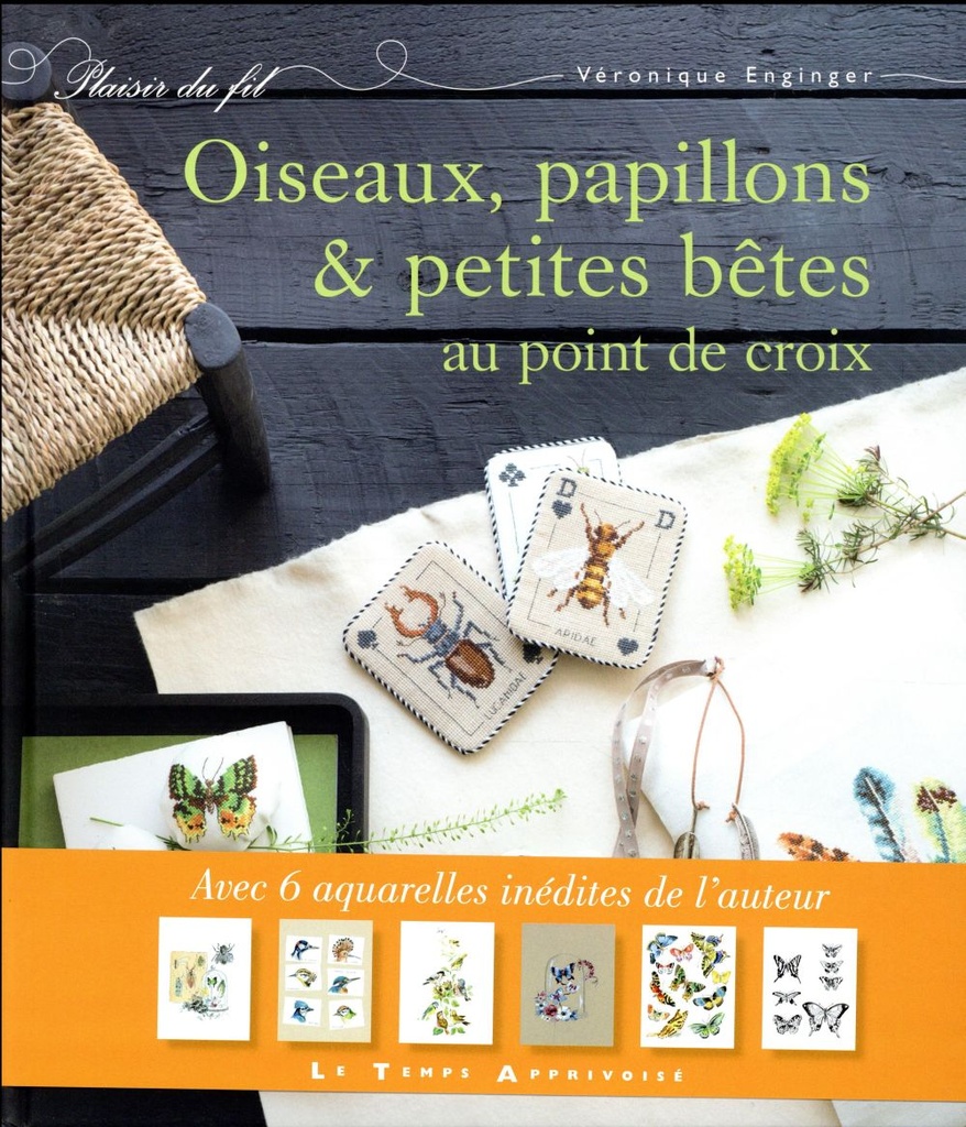 Oiseaux, papillons et petites bêtes au point de croix