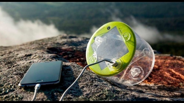 Lampe solaire gonflable et étanche avec chargeur mobile intégré - 12,7cm 150 lumens