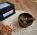 Coffret Bol chantant Traditionnel Gravure Bouddha Diamètre env. 14 cm