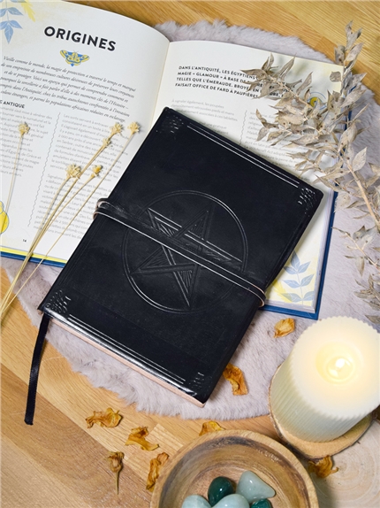 Grimoire en Cuir Pentacle