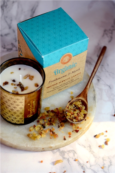 Bougie parfumée Goodness Bio  Encens & Myrrhe -- 200g