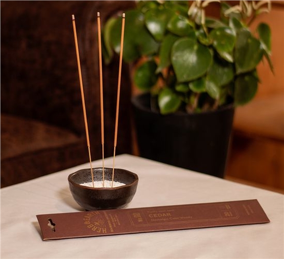 [4902125700024] Encens Bâton Herb & Earth Cèdre