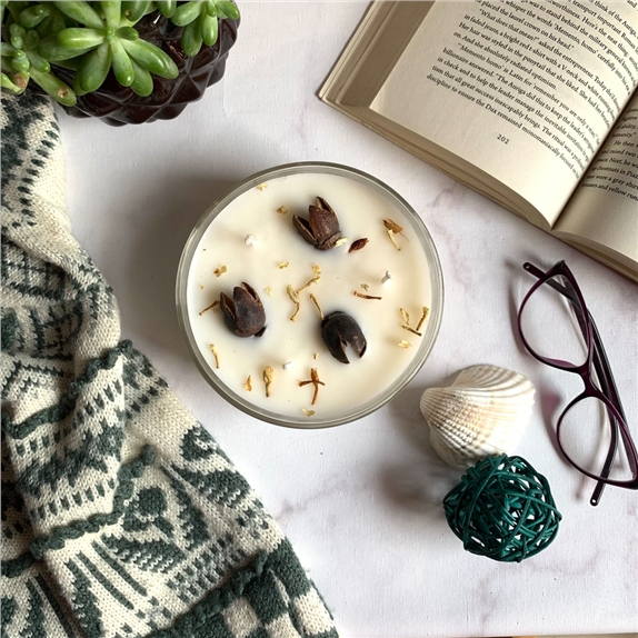 [8903833915768] Bougie parfumée Botanicals Chèvrefeuille Jasmin