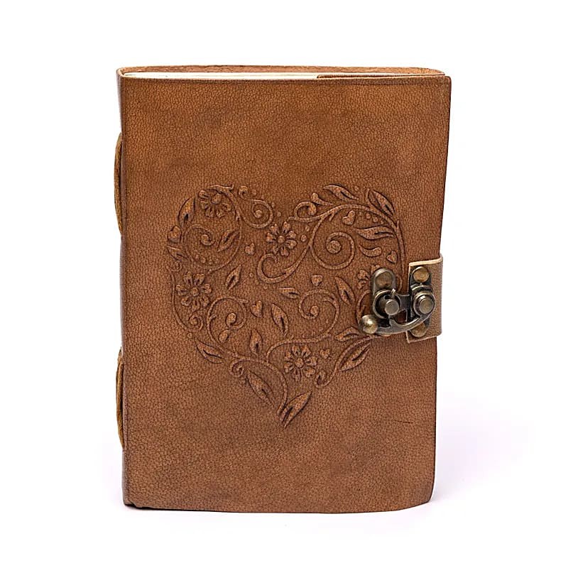 Carnet de note Cœur avec couverture en cuir synthétique – 13 × 18 cm
