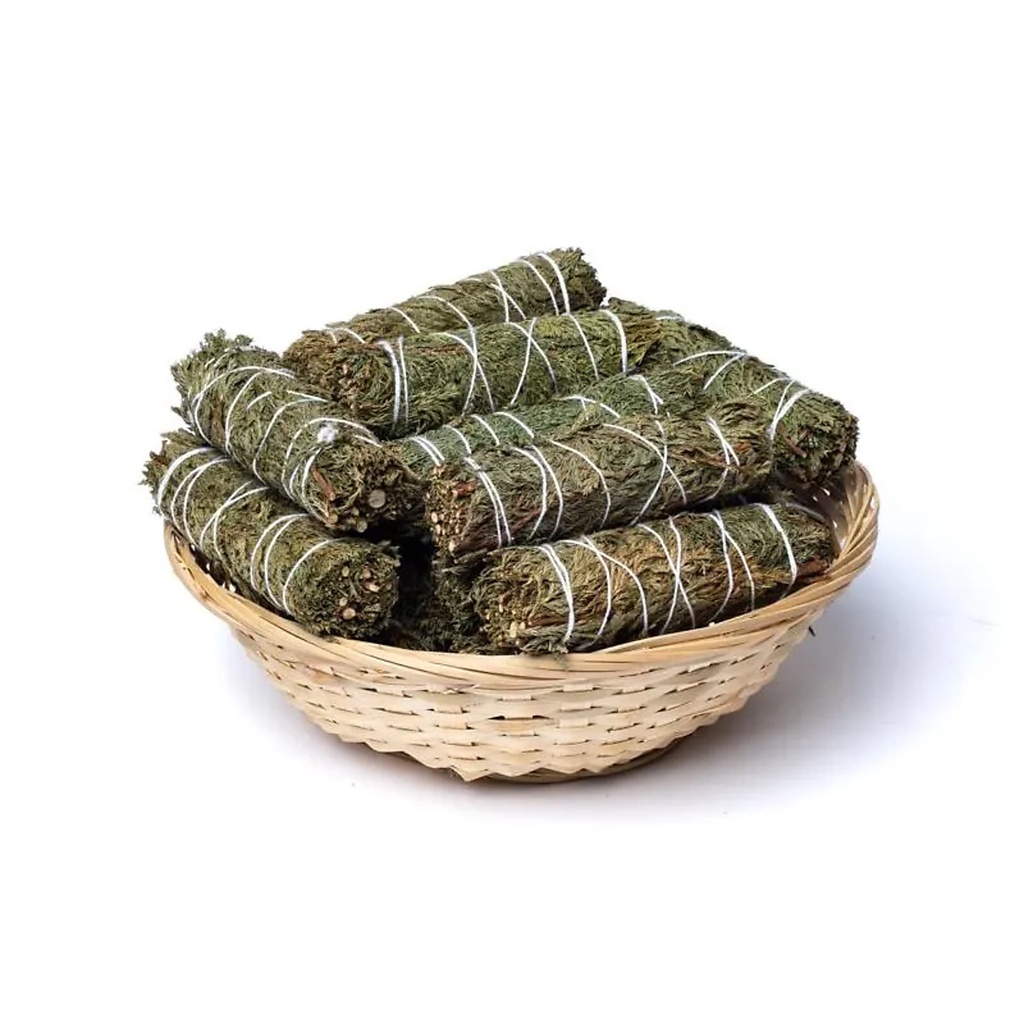 Smudge de cèdre S par 24 dans un panier -- ± 10-11 cm; ±25-35g