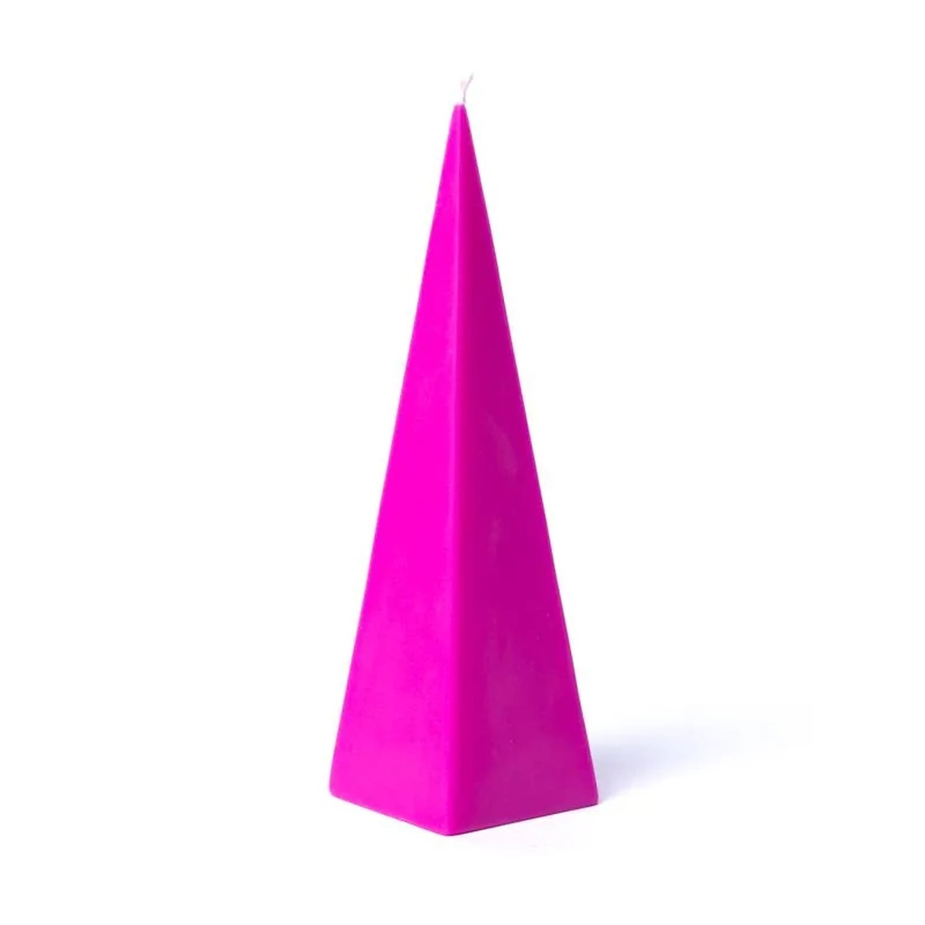 Bougie Pyramide magenta inodore -- 21x6cm