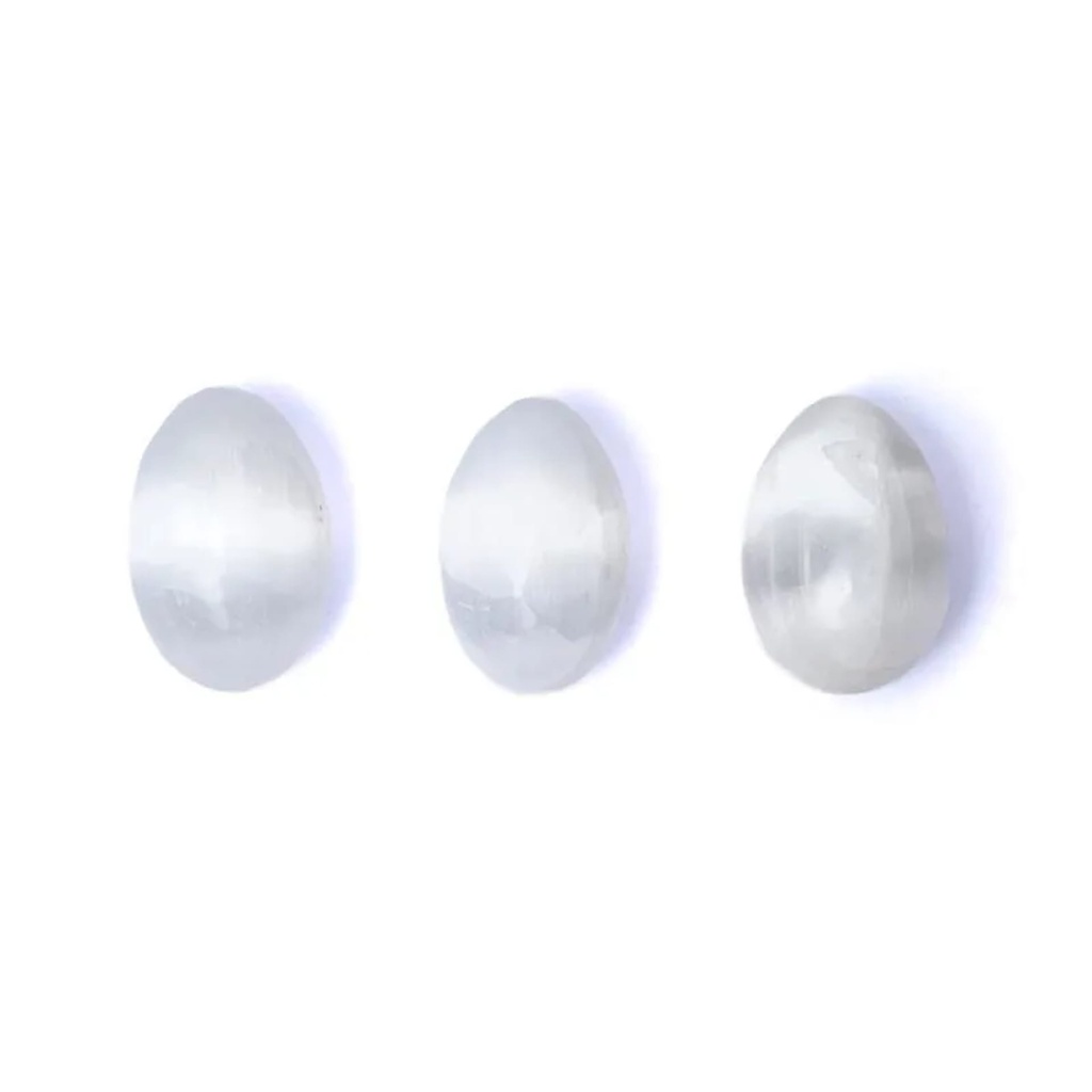 Œuf en sélénite -- ±6cm