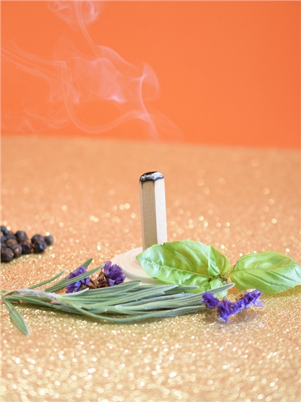 Briques de fumigation et socle Aura positive