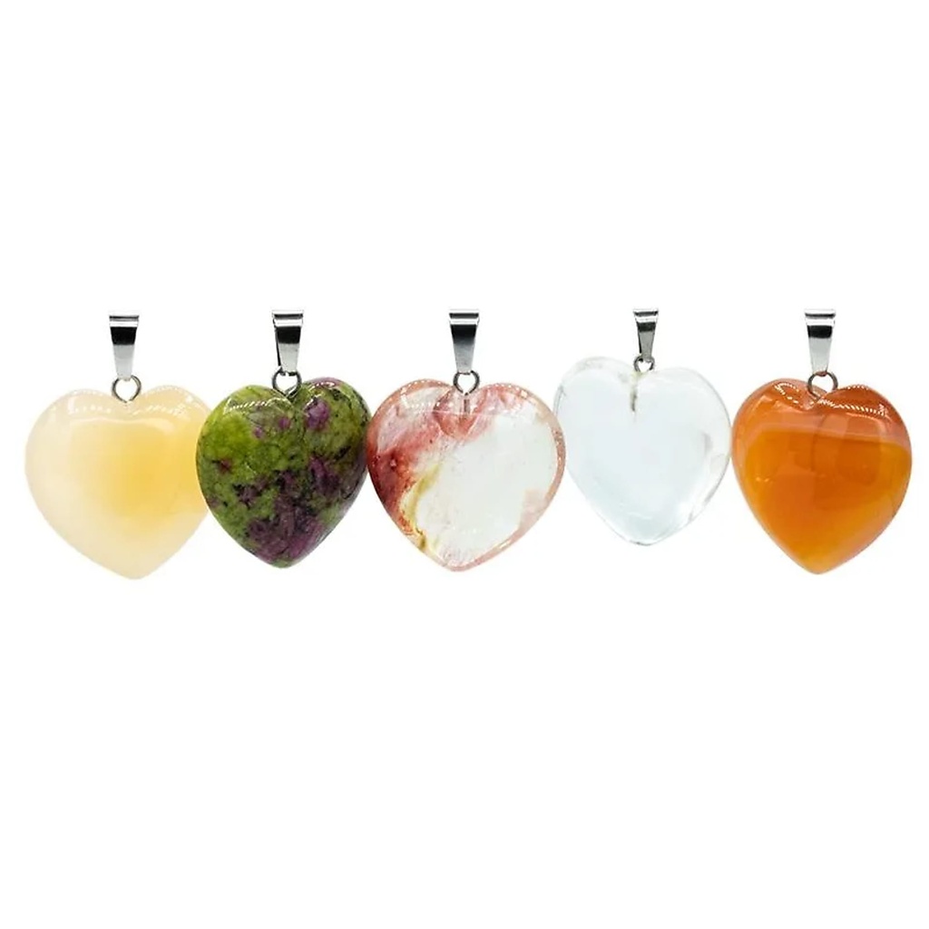 Pendentif mélange de pierres précieuses en forme de coeur