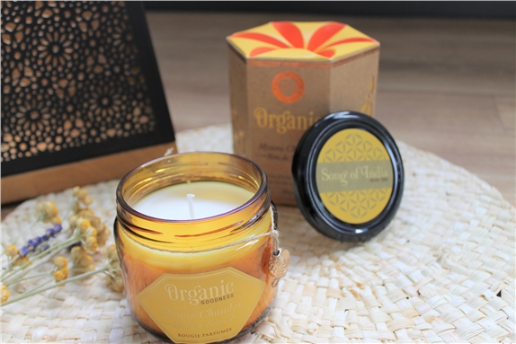 Organic Goodness Bougie en cire de Bois de santal -- 200G