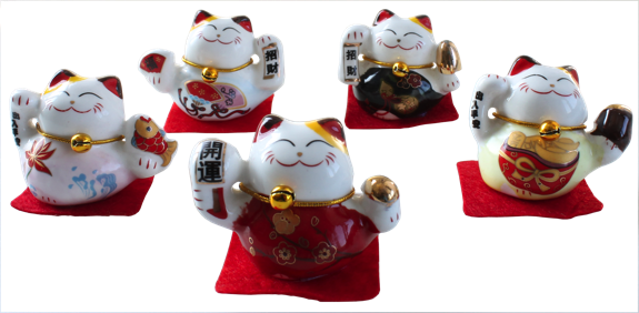 Ensemble de 5 Chats Maneki Neko en porcelaine