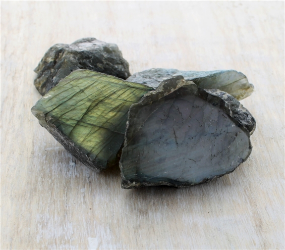Morceaux Labradorite 1 face Polie - Sachet 500 Gr