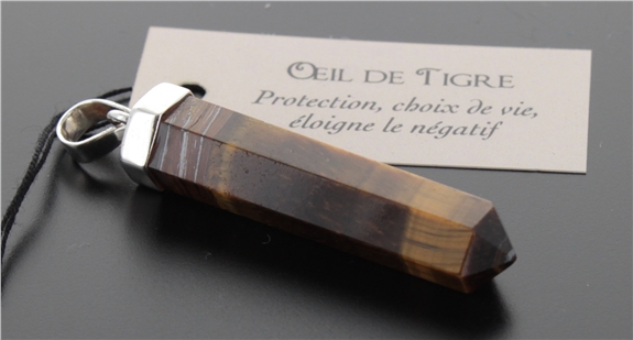 Pendentif Oeil de Tigre Forme pointe
