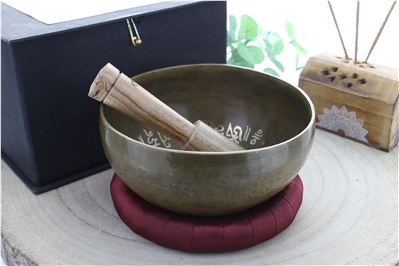 [3660341675830] Coffret Bol chantant Traditionnel Gravure Bouddha Diamètre env. 14 cm