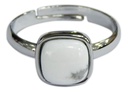 Bague Howlite Blanche Carrée Bombée Métal argenté Ajustable