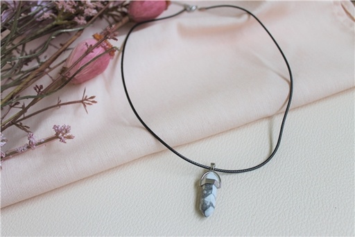 [3660341711866] Collier Magnésite Pointe Cordon noir