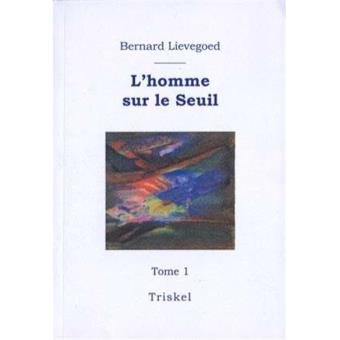 [9782940353545] L'homme sur le seuil