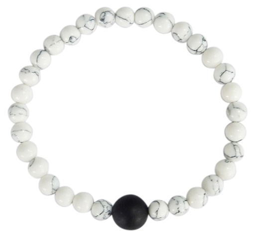 [3660341680087] Bracelet Howlite Blanche Perles rondes 6 mm et Perle unique Onyx Noir 1 cm